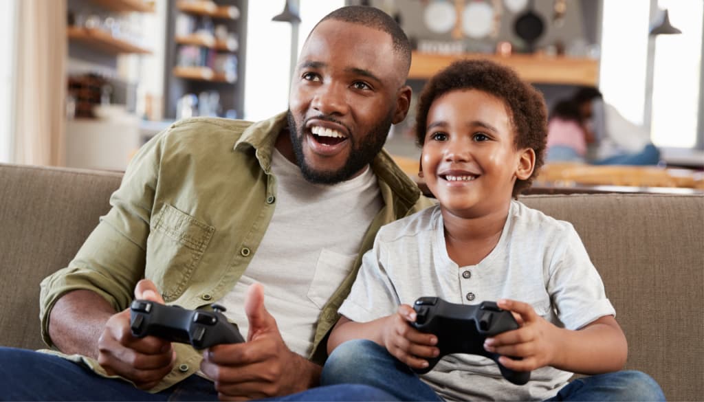 Parents should play online video games with children, says online safety  group, The Independent